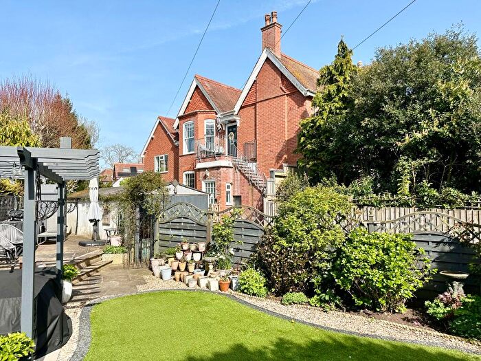 2 Bedroom Apartment For Sale In Elwyn Road, Exmouth, EX8