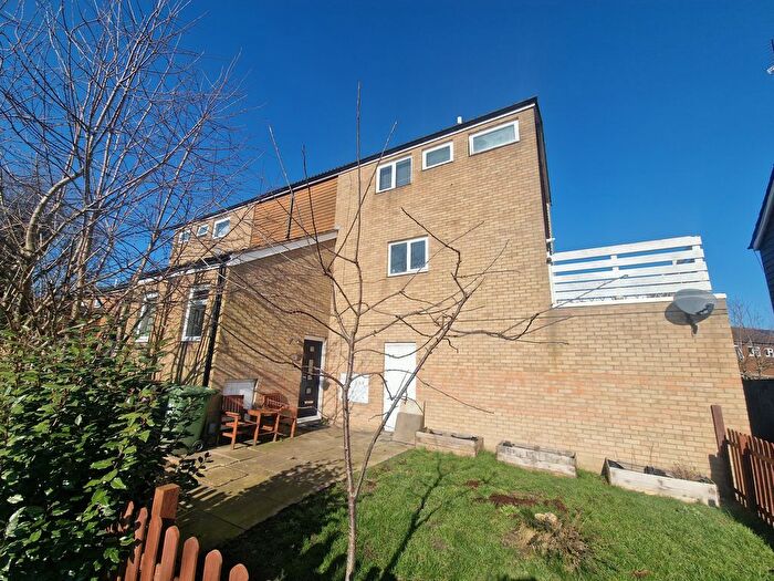 2 Bedroom Maisonette To Rent In Brewerne, Orton Malborne, Peterborough, PE2