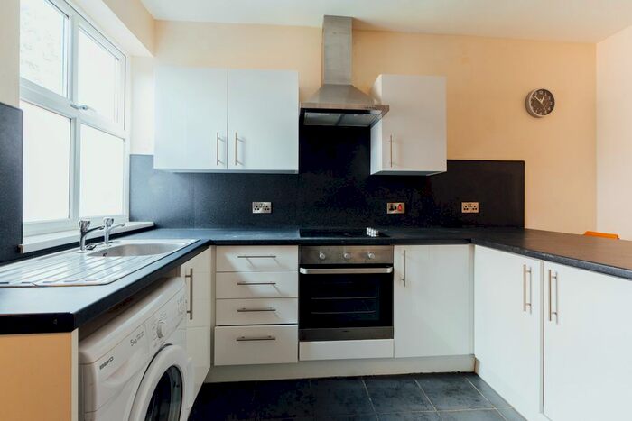 2 Bedroom Flat To Rent In Ryde Street, Hull HU5