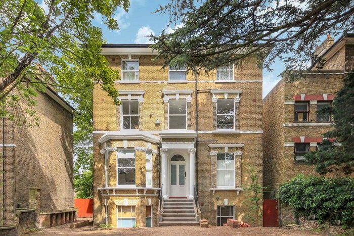 1 Bedroom Flat To Rent In Upper Tulse Hill, London, SW2