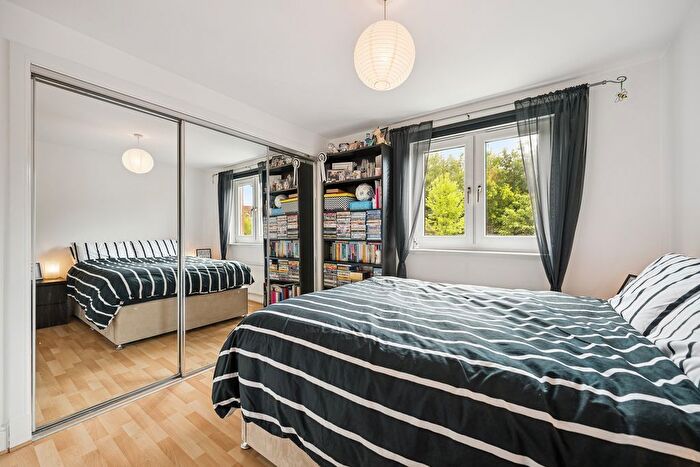 2 Bedroom Flat For Sale In Cypress Lane, Hamilton, Lanarkshire, ML3