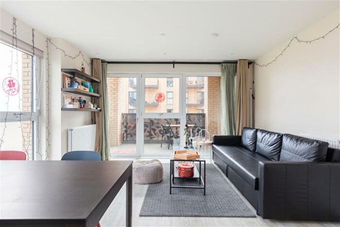 2 Bedroom Apartment To Rent In Alder Point, Green Ferry Way, E17
