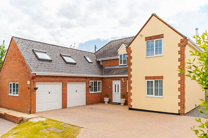4 Bedroom Detached House For Sale In Old Shaw Lane, Shaw, Swindon, SN5