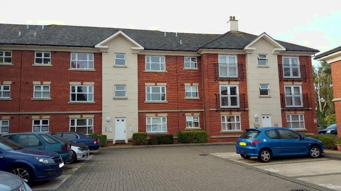 1 Bedroom Flat To Rent In Stapleford Close, Chelmsford, CM2
