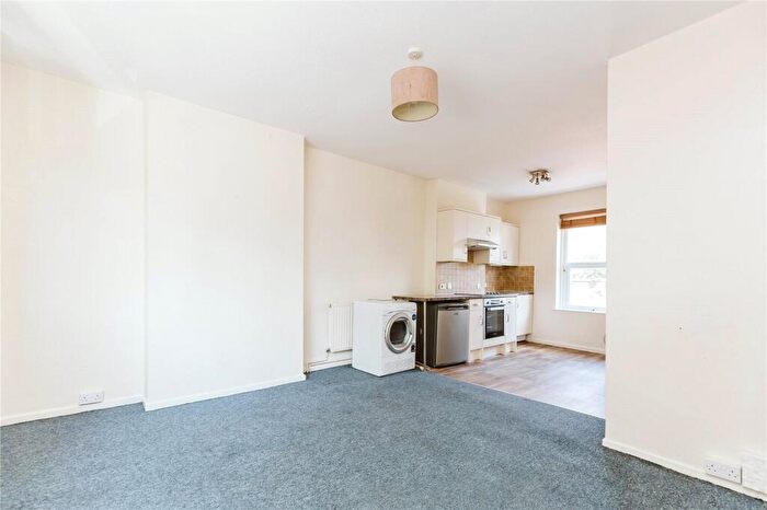 2 Bedroom Maisonette To Rent In Gloucester Road, Bishopston, Bristol, BS7