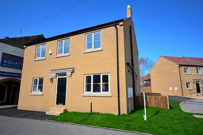 4 Bedroom Detached House To Rent In St Marys Mews, Selby, YO8