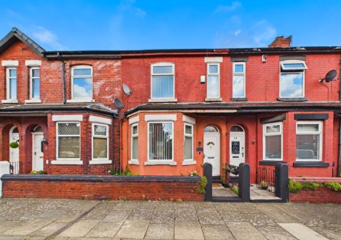 2 Bedroom Terraced House For Sale In Fairfield Street, Salford, M6