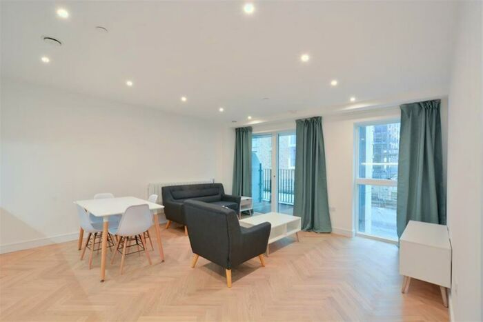 2 Bedroom Apartment To Rent In Birch House, SE3