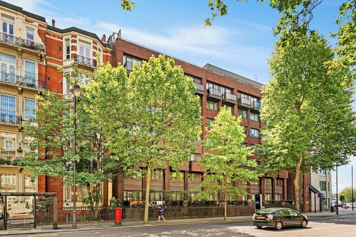 2 Bedroom Flat To Rent In Cromwell Road, London, SW5