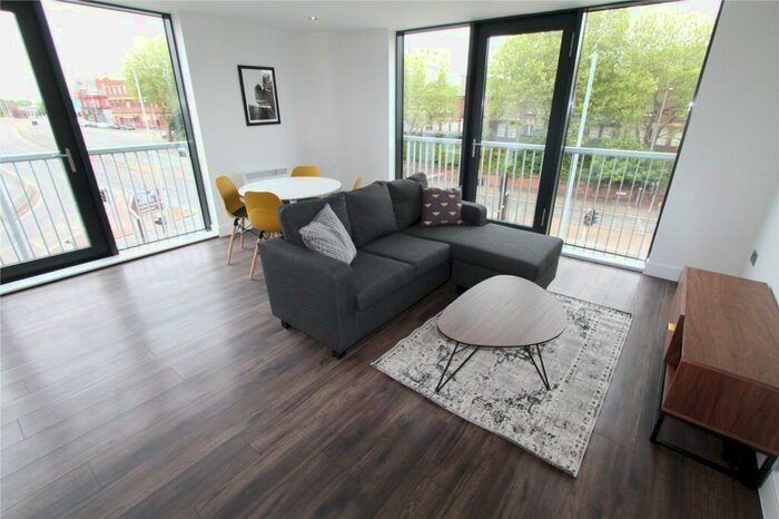 2 Bedroom Apartment To Rent In The Quadrant, Sand Pits, Birmingham, B1