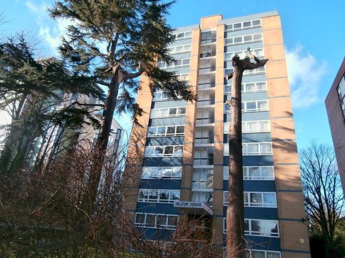 Apartment To Rent In Hilltop House, Highgate, N6