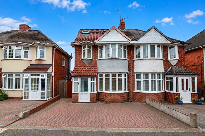 4 Bedroom Semi Detached House For Sale In Ryde Park Road, Rednal, Birmingham, B45