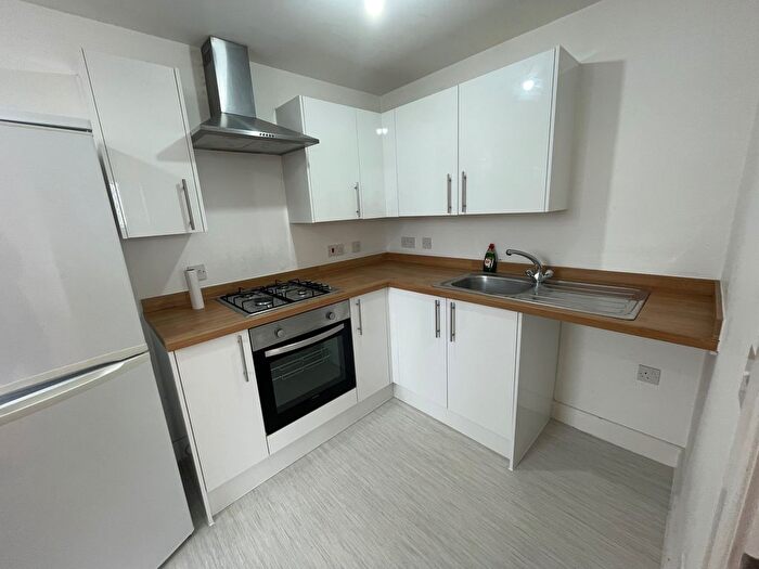 3 Bedroom Property To Rent In Mere Bank, Liverpool, L17