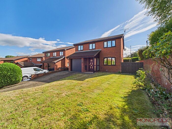4 Bedroom Detached House For Sale In Avondale Grove, Wrexham, LL12