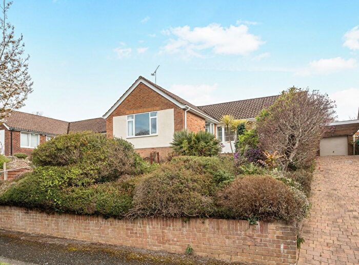 3 Bedroom Bungalow For Sale In Bassett Green Close, Bassett, Southampton, Hampshire, SO16