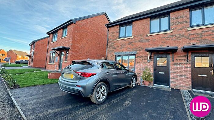 3 Bedroom Semi-Detached House For Sale In Thistle Way, Callerton, Newcastle Upon Tyne, Tyne Amp; Wear, NE5