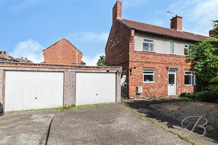 3 Bedroom Semi-Detached House For Sale In Saville Street, Blidworth, NG21