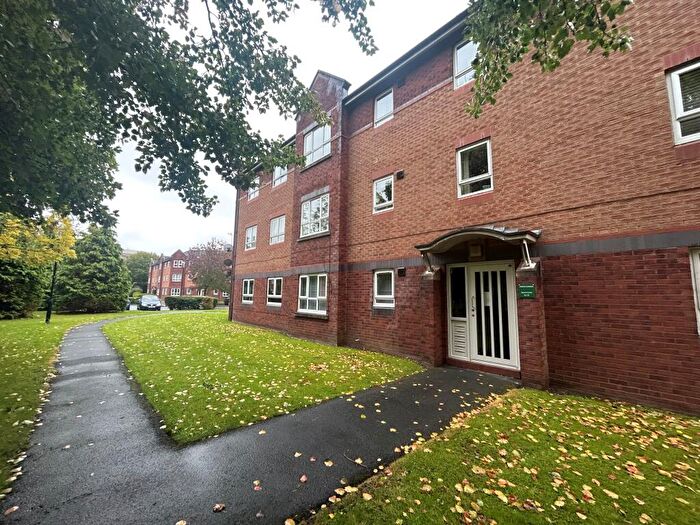 2 Bedroom Apartment To Rent In Princes Gardens, L3
