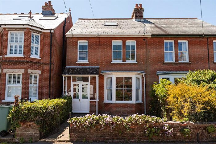 3 Bedroom Terraced House To Rent In Victoria Road, Yarmouth, PO41
