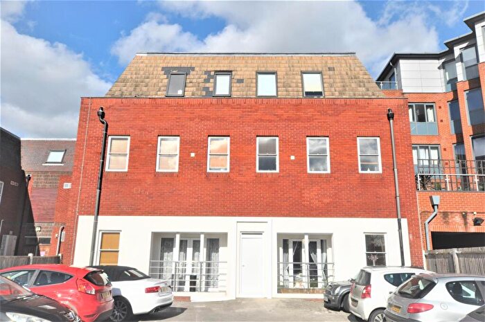 2 Bedroom Apartment To Rent In Rainsford Road, Chelmsford, CM1