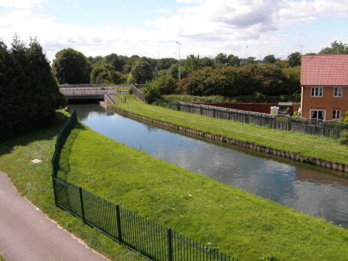 2 Bedroom Apartment For Sale In Huron Road, Broxbourne, EN10