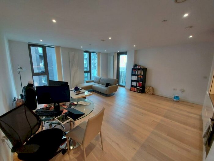 1 Bedroom Apartment To Rent In Commodore House, Royal Wharf, London, E16