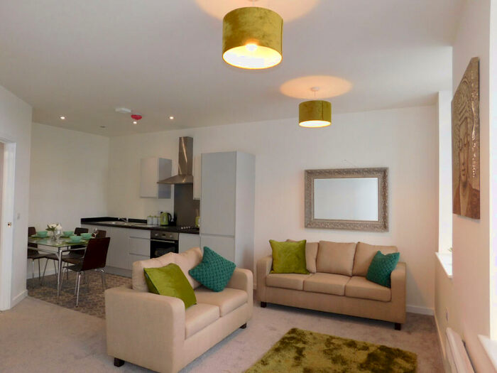 2 Bedroom Apartment To Rent In Manor Row, City Centre, Bradford, BD1