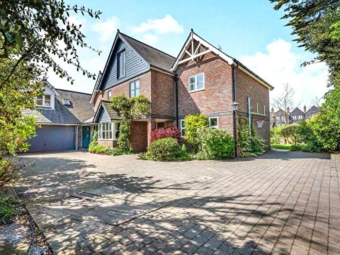 6 Bedroom Detached House To Rent In Fitzalan Road, Arundel, West Sussex, BN18