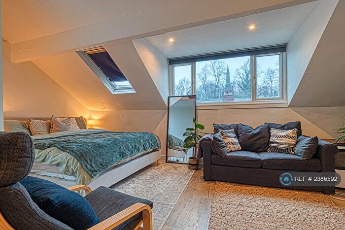 3 Bedroom End Of Terrace House To Rent In Glebe Avenue, Leeds, LS5