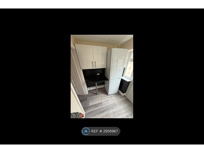1 Bedroom Flat To Rent In Wilkinson St, Ellesmere Port, CH65