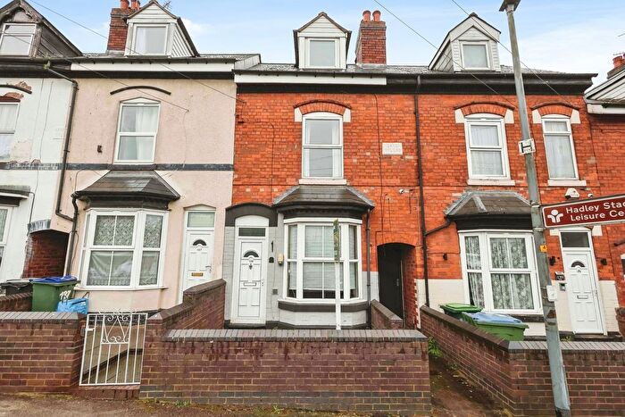 3 Bedroom Terraced House For Sale In Sycamore Road, Smethwick, West Midlands, B66
