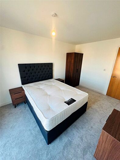 2 Bedroom Flat To Rent In Ordsall Lane, Salford, Greater Manchester, M5