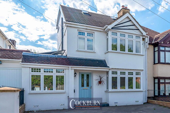 5 Bedroom Semi-Detached House For Sale In Beaconsfield Road, Mottingham, SE9
