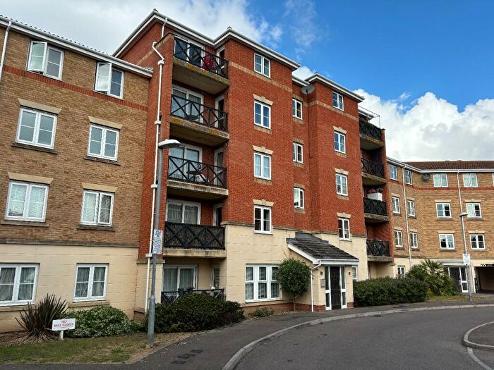 1 Bedroom Apartment To Rent In Retort Close, Southend-On-Sea, Essex, SS1