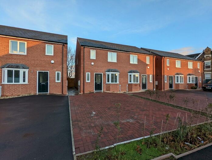 3 Bedroom House To Rent In Oswin Avenue, Balby, Doncaster, DN4