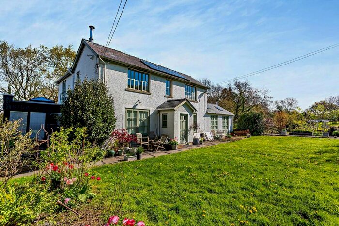 4 Bedroom Detached House To Rent In Glascoed, Pontypool, NP4