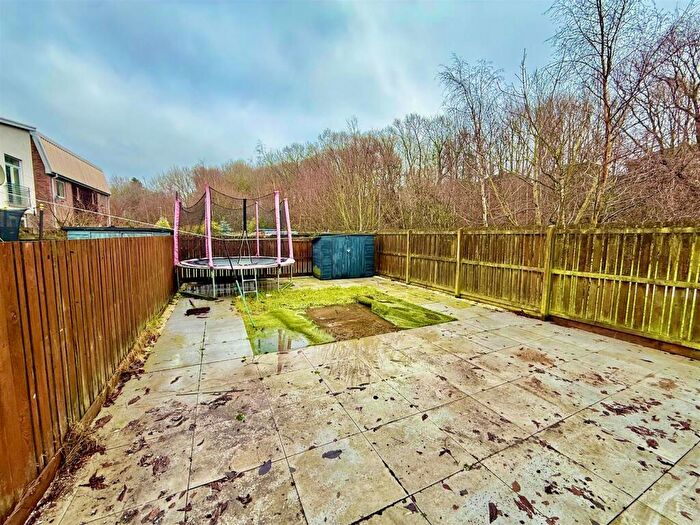 3 Bedroom Terraced House For Sale In Tynemouth Pass, Staithes, Gateshead, NE8