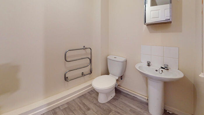 1 Bedroom House To Rent In Market Street, Loughborough, LE11