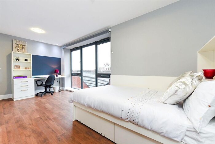 1 Bedroom Flat To Rent In Crewe Street, Chester, CH1