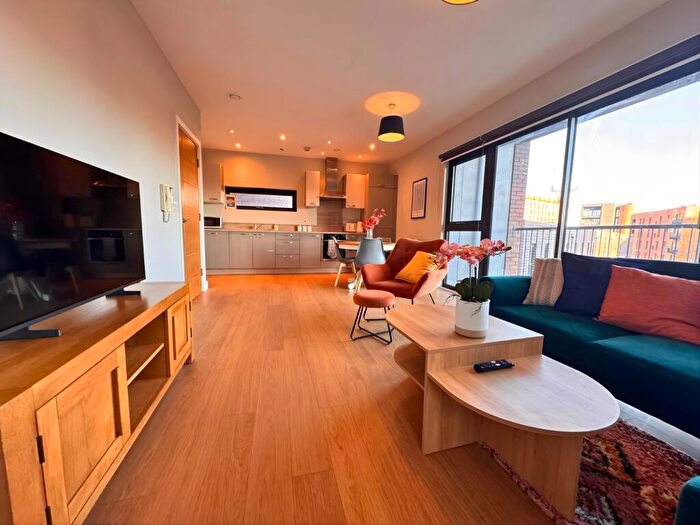 2 Bedroom Apartment For Sale In Canal Point, New Union Street, Manchester, M4