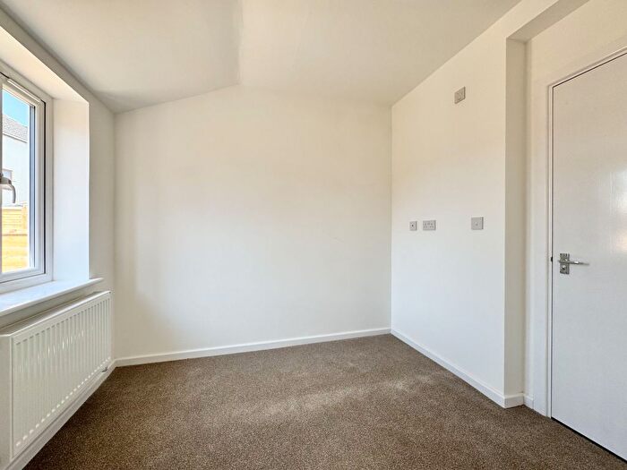 1 Bedroom Studio To Rent In Alfred Street, Rushden, NN10