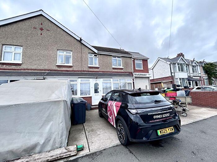 4 Bedroom House For Sale In Parkhurst Road, Newport, PO30