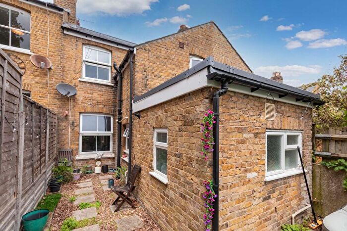 2 Bedroom Terraced House For Sale In High Town Road, Maidenhead, SL6