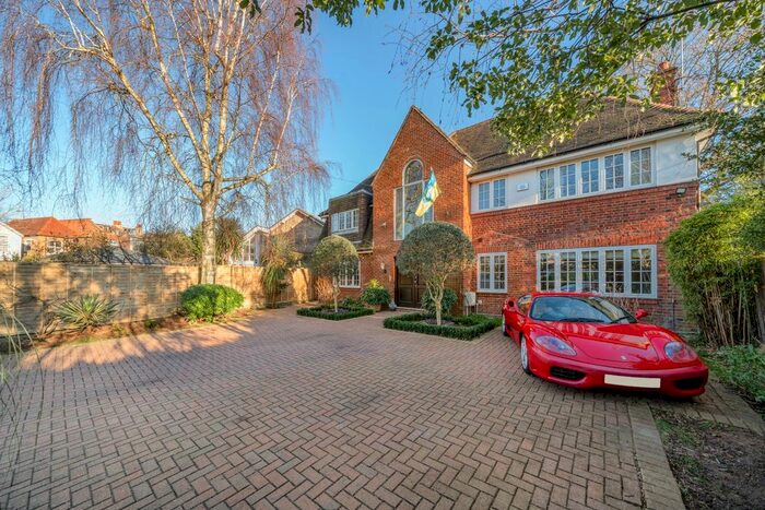 6 Bedroom Detached House To Rent In Milnthorpe Road, London, W4