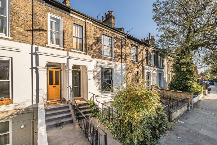 1 Bedroom Flat To Rent In Ridley Road, London, E8