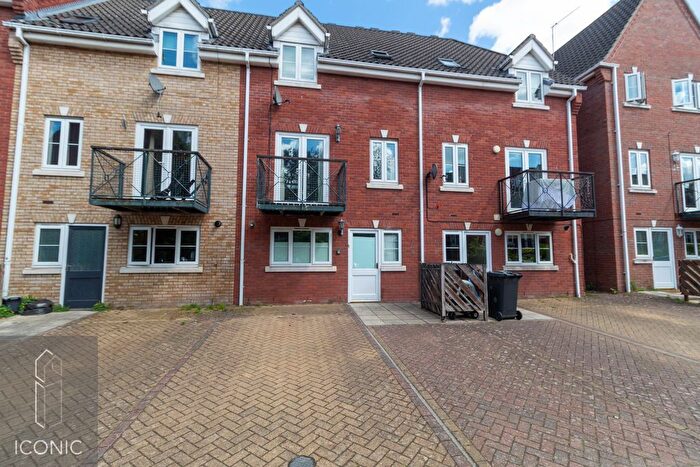 4 Bedroom Terraced House To Rent In Drayton Road, Norwich, NR3