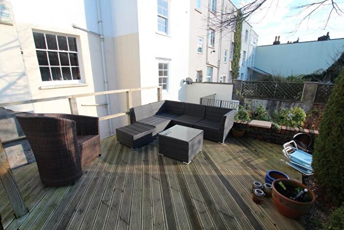 2 Bedroom Flat To Rent In Arley Hill, Cotham, Bristol, BS6