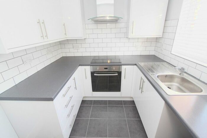 2 Bedroom End Of Terrace House To Rent In Hailsham Road, Harold Hill, RM3