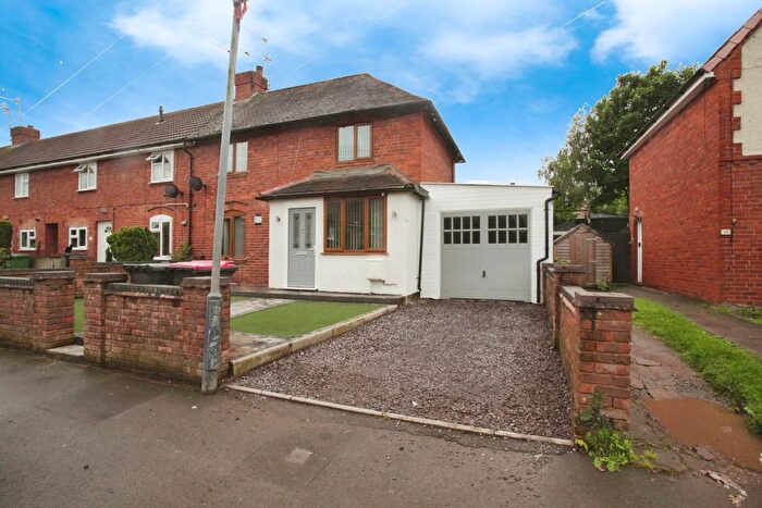 3 Bedroom End Of Terrace House For Sale In Westwood Crescent, Atherstone, Warwickshire, CV9