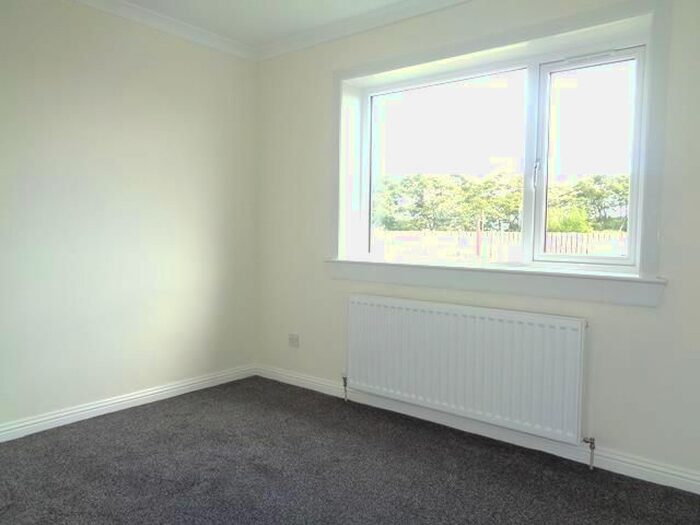 4 Bedroom Semi-Detached House To Rent In Letham Farm Cottages, Leven, Fife, KY8